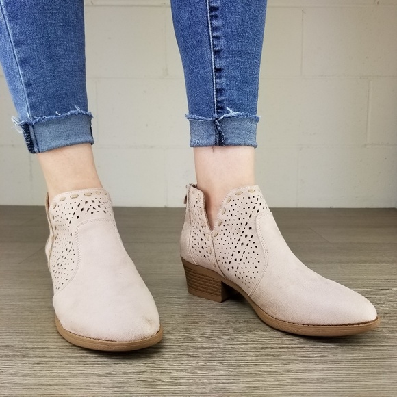 Dusty Rose Perforated Cut Ankle Booties- B1 - Picture 2 of 8
